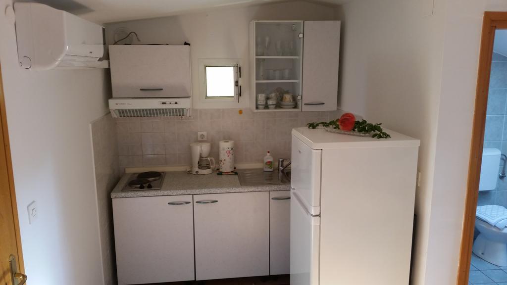 Apartments Milica Umag Szoba fotó